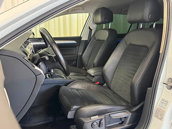 Volkswagen Passat 9 of 30