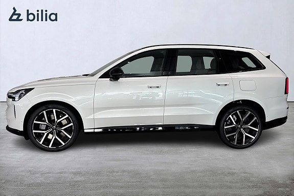 Volvo EX90 5 of 23