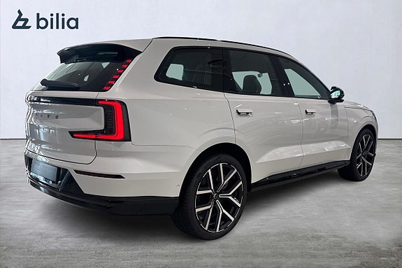 Volvo EX90 9 of 23