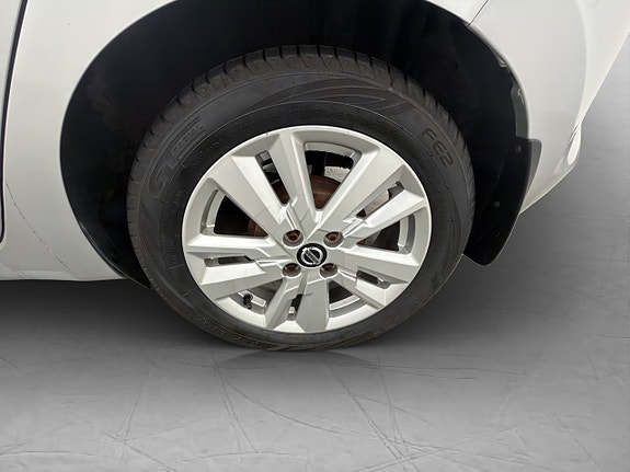 Nissan Micra 24 of 26