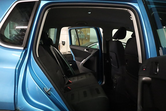 Volkswagen Tiguan 12 of 26