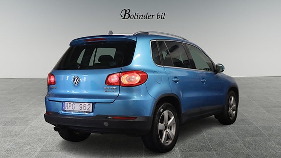 Volkswagen Tiguan 6 of 26