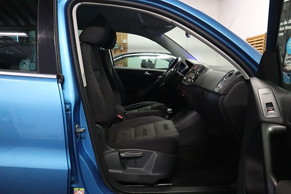 Volkswagen Tiguan 10 of 26