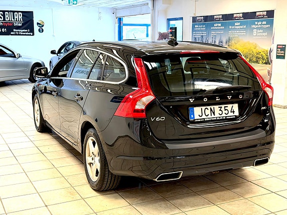 Volvo V60 5 of 14