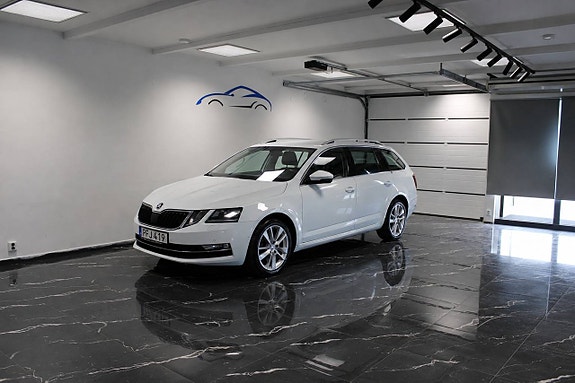 Skoda Octavia 2 of 16