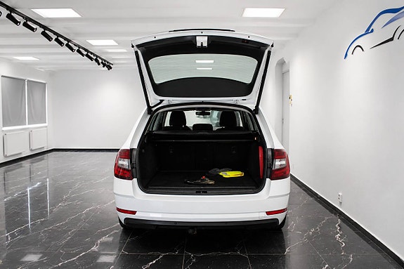 Skoda Octavia 7 of 16