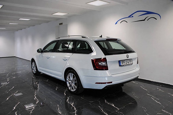 Skoda Octavia 5 of 16