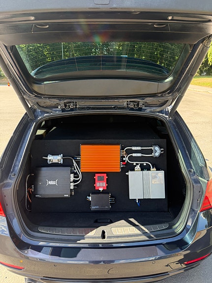 BMW 320d 9 of 15