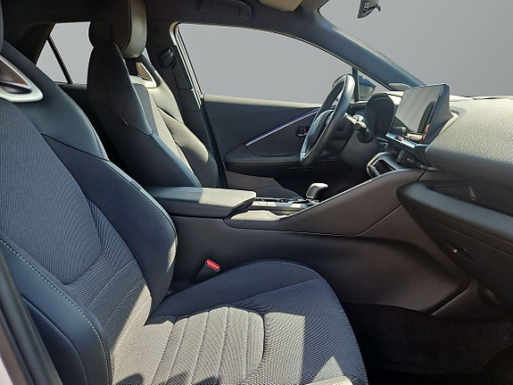 Toyota C-HR 8 of 14