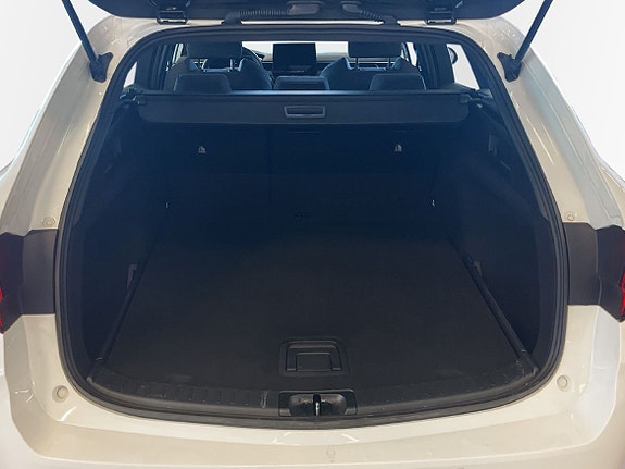 Toyota Corolla 12 of 15