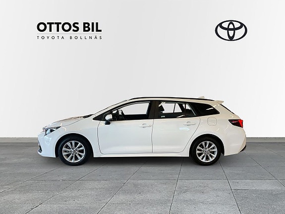 Toyota Corolla 4 of 15
