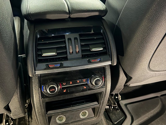 BMW X6 13 of 30