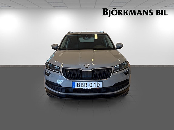 Skoda Karoq 2 of 15