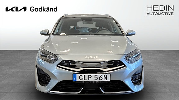 Kia Ceed 2 of 12