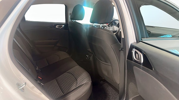 Kia XCeed 5 of 9