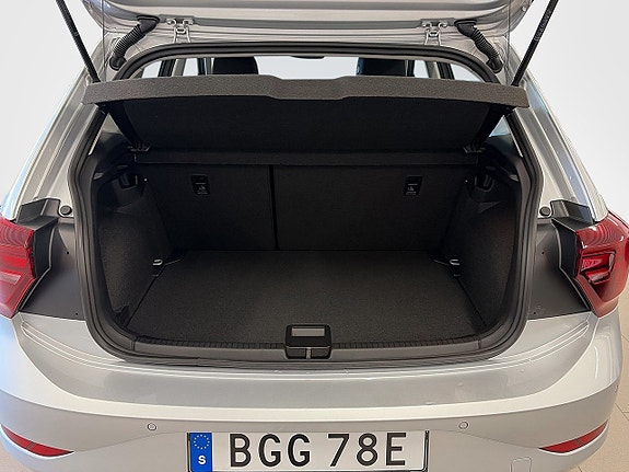 Volkswagen Polo 9 of 12