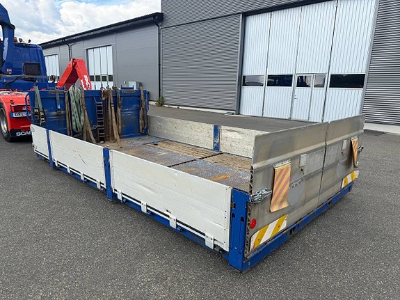 Scania P320 4x2 kranväxlare | Euro 6 | Kombiflak | lågmil 11 of 12