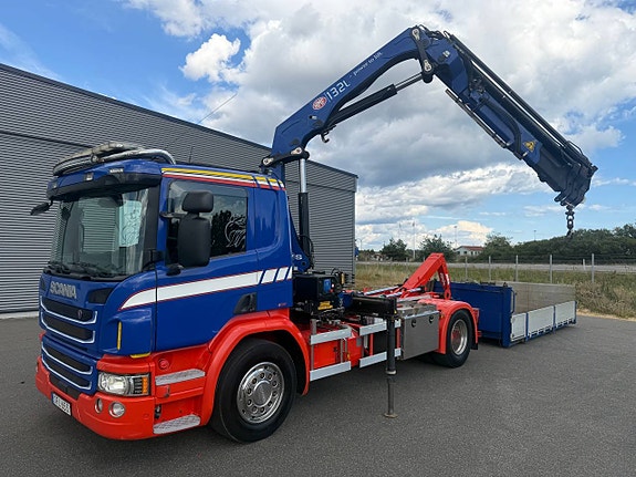 Scania P320 4x2 kranväxlare | Euro 6 | Kombiflak | lågmil 2 of 12