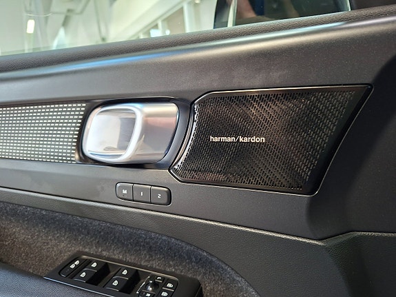 Volvo XC40 18 of 26
