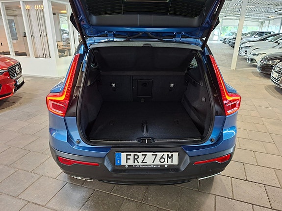 Volvo XC40 15 of 26