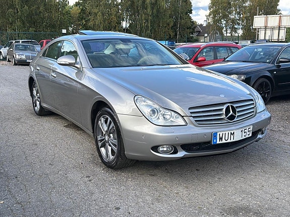 Mercedes-Benz CLS350 17 of 28