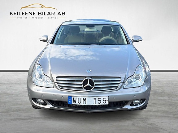 Mercedes-Benz CLS350 4 of 28