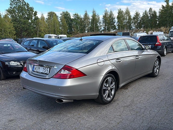 Mercedes-Benz CLS350 16 of 28