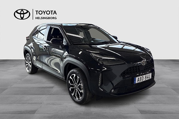 Toyota Yaris Cross 3 of 12
