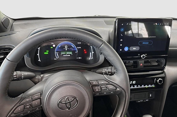 Toyota Yaris Cross 9 of 12