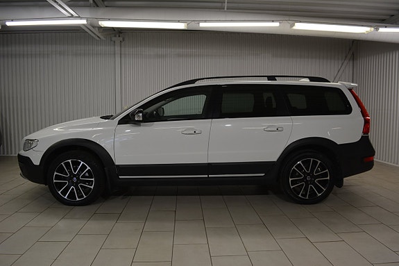 Volvo XC70 3 of 21