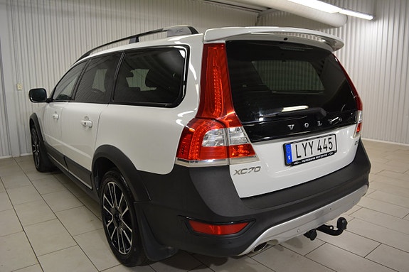 Volvo XC70 5 of 21