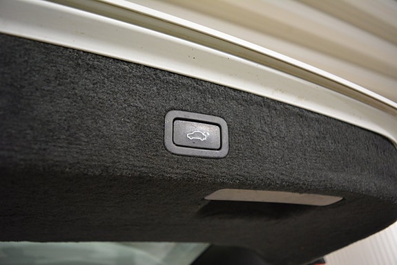 Volvo XC70 8 of 21