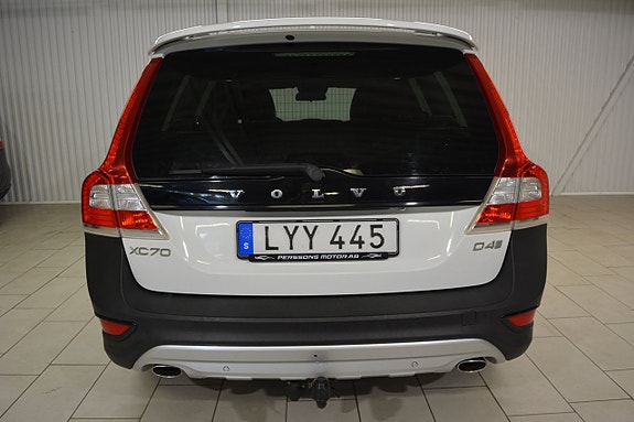 Volvo XC70 6 of 21