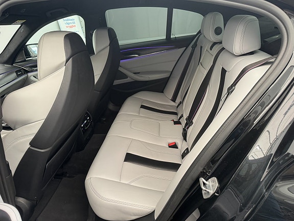 BMW M5 16 of 30
