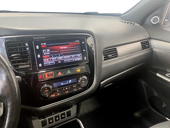 Mitsubishi Outlander 10 of 17