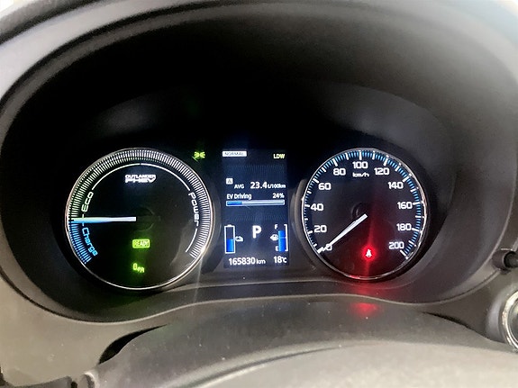 Mitsubishi Outlander 9 of 17