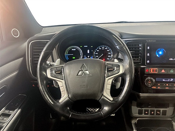 Mitsubishi Outlander 8 of 17