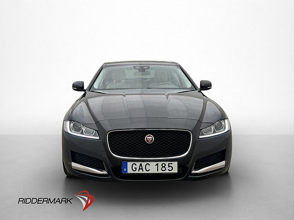 Jaguar XF 2 of 26