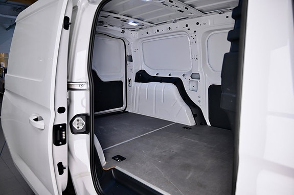 Volkswagen Caddy Maxi 8 of 14