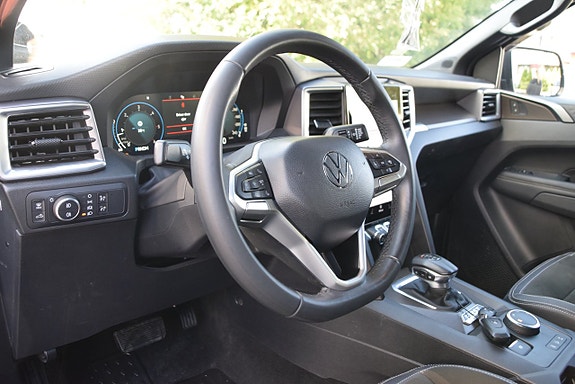 Volkswagen Amarok 15 of 19