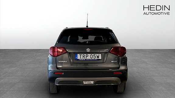 Suzuki Vitara 7 of 9