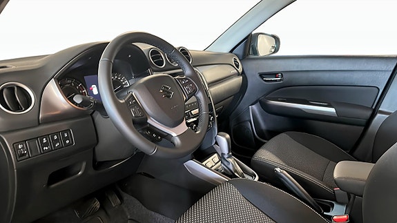 Suzuki Vitara 4 of 9