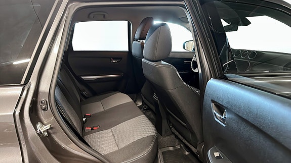Suzuki Vitara 5 of 9