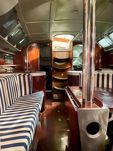 Beneteau First 41 S5 17 of 30