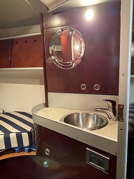Beneteau First 41 S5 23 of 30
