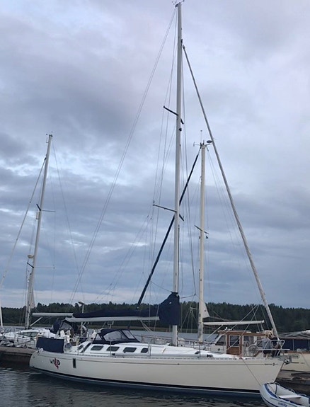 Beneteau First 41 S5 2 of 30