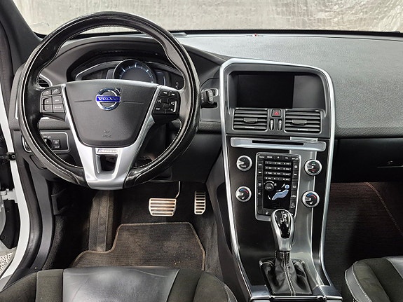 Volvo XC60 6 of 8