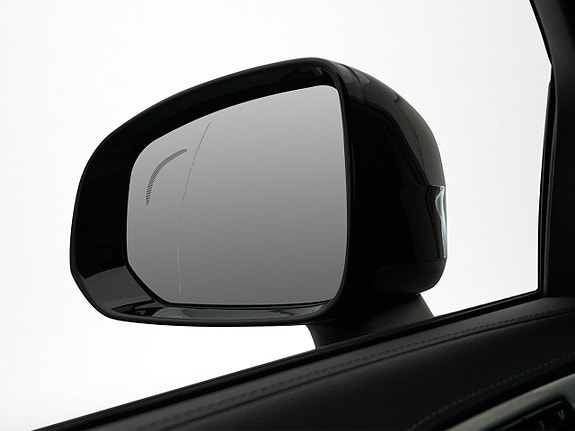 Volvo XC90 28 of 30