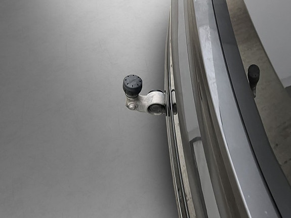 Volvo XC90 8 of 30