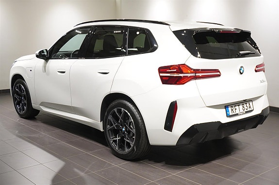 BMW X3 3 of 19